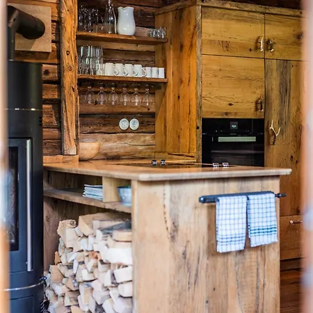 Wuidererhuettn, Charlet In Alleinlage Mit Freistehendem Saunahaus Horská chata