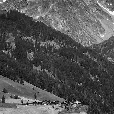 Wuidererhuettn, Charlet In Alleinlage Mit Freistehendem Saunahaus Horská chata *