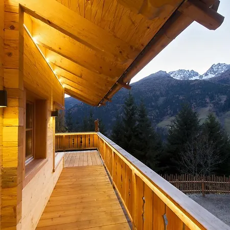 Horská chata Wuidererhuettn, Charlet In Alleinlage Mit Freistehendem Saunahaus Großkirchheim