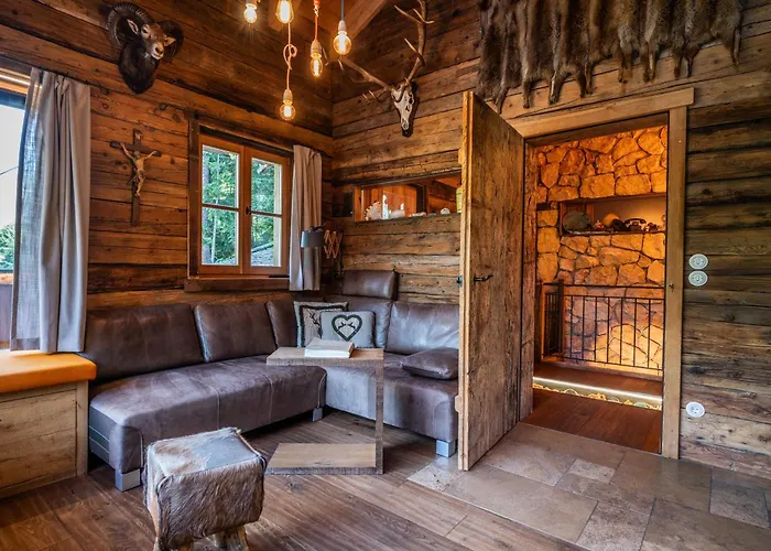 Wuidererhüttn, Charlet In Alleinlage Mit Freistehendem Saunahaus