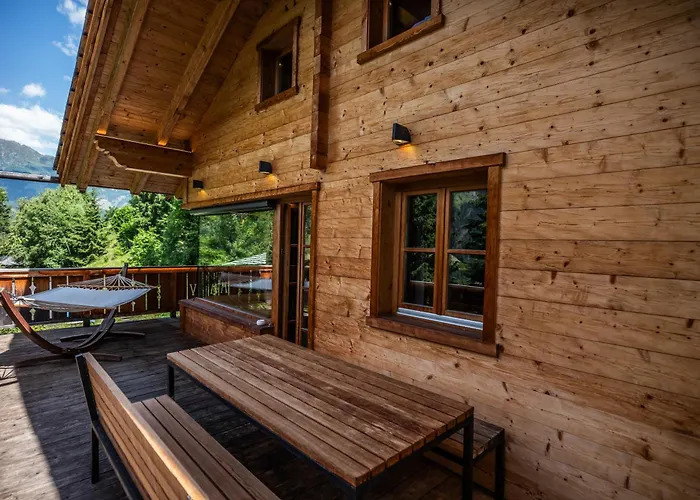 Chalet Wuidererhuettn, Charlet In Alleinlage Mit Freistehendem Saunahaus Großkirchheim