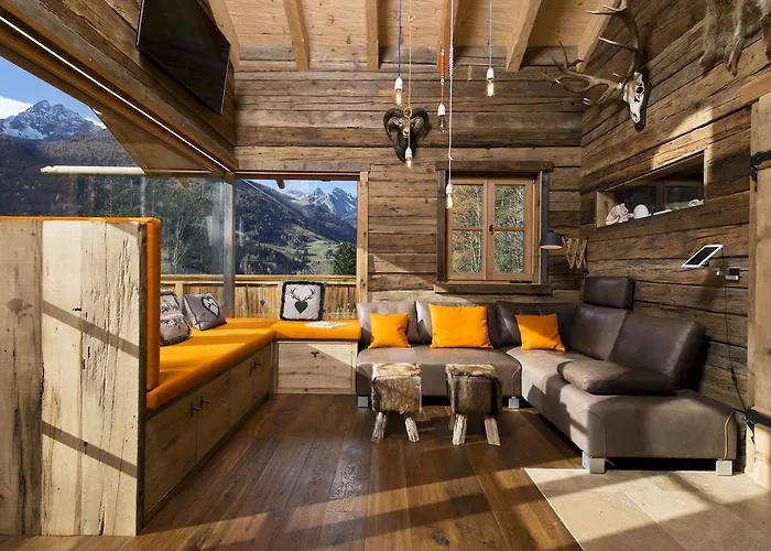 Wuidererhüttn, Charlet In Alleinlage Mit Freistehendem Saunahaus