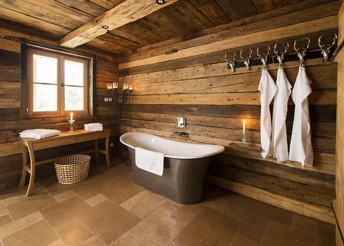 Chalet Wuidererhuettn, Charlet In Alleinlage Mit Freistehendem Saunahaus Großkirchheim